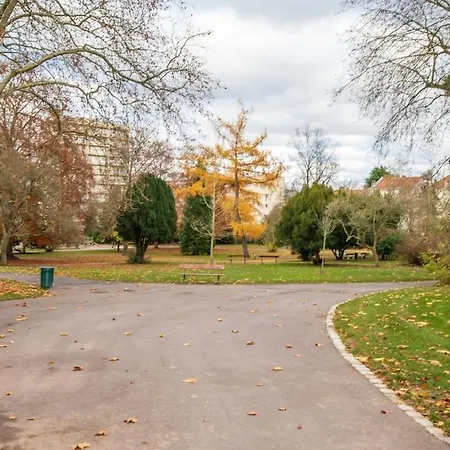 Apartment Plumeria: Peaceful Grand Near Station With Free Parking Metz