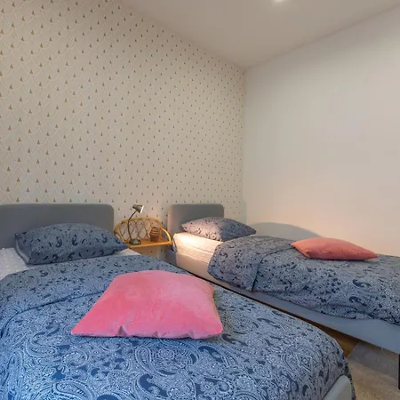 Plumeria - Grand 75m2 Calme Avec Jardin Ideal Familles Et Pros - 2 - 4 Lits Separes - Parking Gratuit * Metz