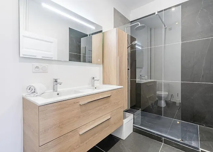 Plumeria - Grand 75m2 Calme Avec Jardin Ideal Familles Et Pros - 2 - 4 Lits Separes - Parking Gratuit Apartment