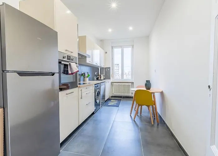 Plumeria - Grand 75m2 - Au Calme Avec Jardin - Ideal Famille Ou Groupe De Travailleurs - Parking Public Gratuit - 2 - 4 Lits Separes Apartmán