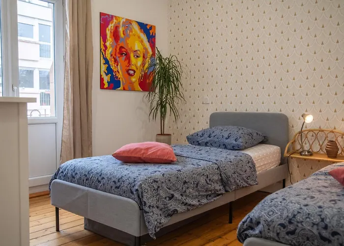 Plumeria - Grand 75m2 Calme Avec Jardin Ideal Familles Et Pros - 2 - 4 Lits Separes - Parking Gratuit * Metz