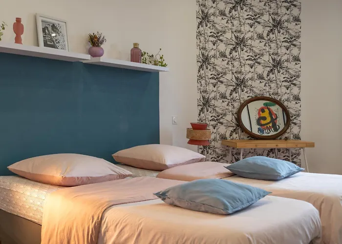 Plumeria - Grand 75m2 - Au Calme Avec Jardin - Ideal Famille Ou Groupe De Travailleurs - Parking Public Gratuit - 2 - 4 Lits Separes * Mety